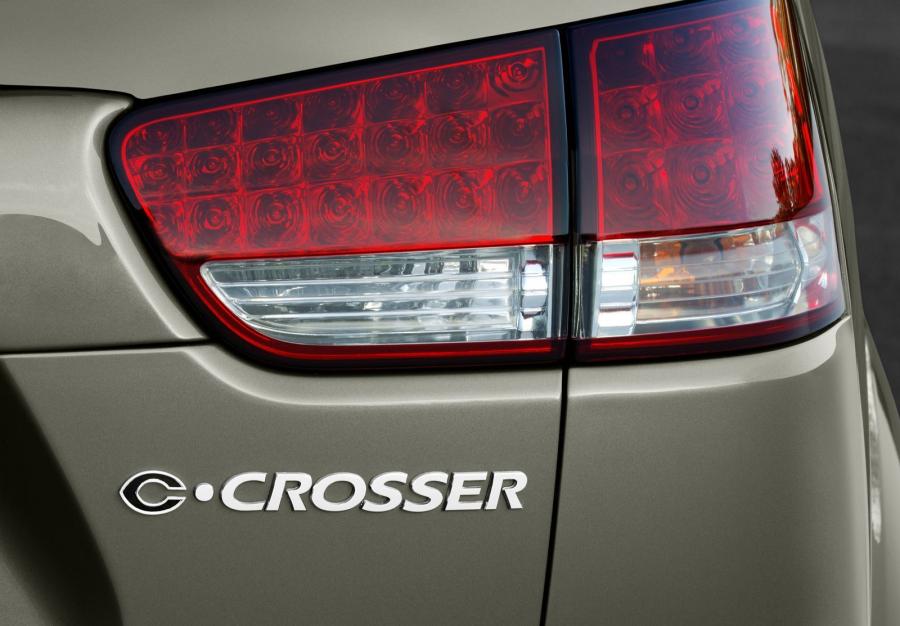  Citroen C-Crosser 2008 года  (фото 133 из 144)